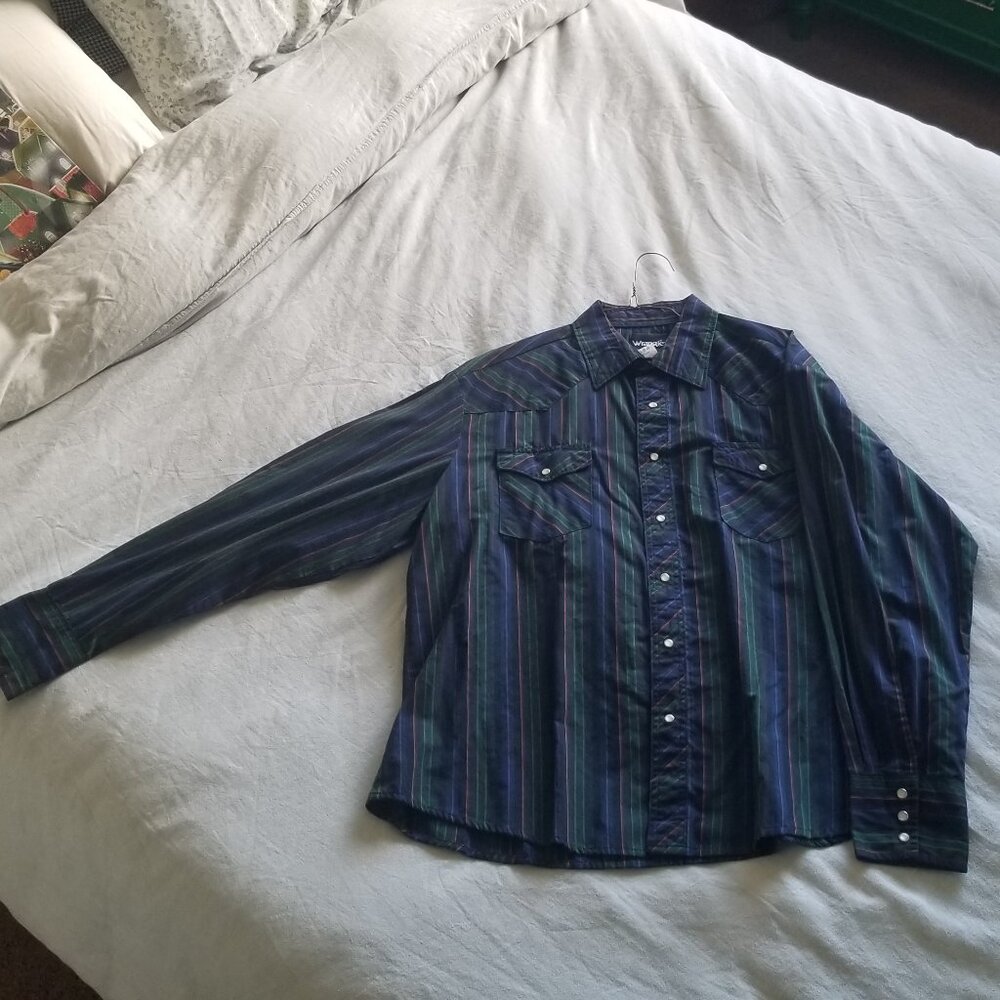 XL Wrangler Pearl Snap Western Series Shirt (Untucked)